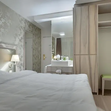 Platzhirsch - Downtown Boutique & Sushi Lounge Hotel Zürich