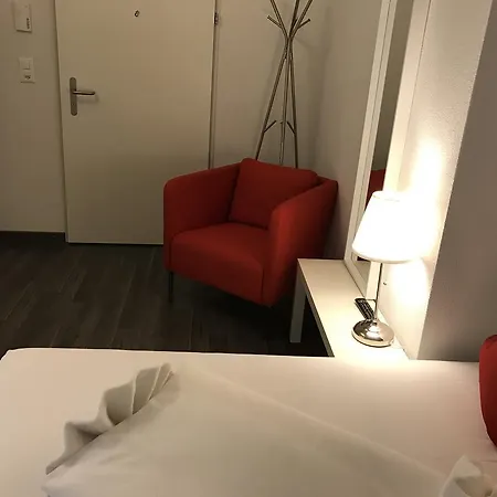 Inside Five 3*