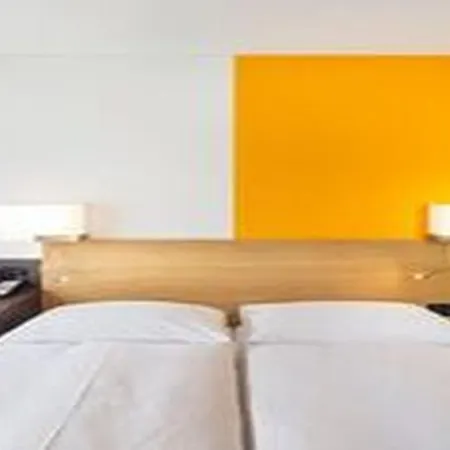 Züri By Fassbind Hotel 4*