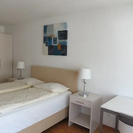 Swiss Star District 11 - Self Check-in Apartment
