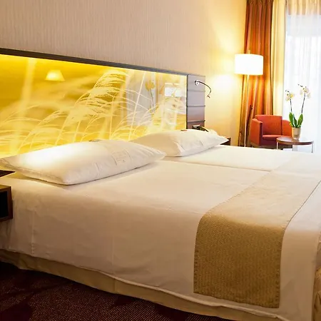 Hotel Ascot 4*