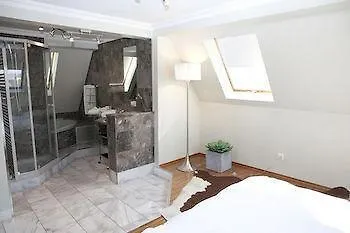 Apartment Visionapartments Wolframplatz - Self Check-in