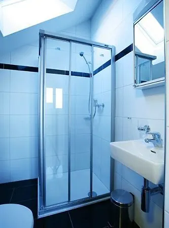 Swiss Star California - Self Check-in Apartment