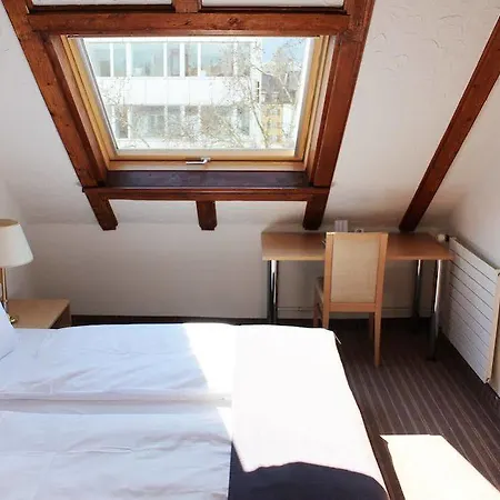 Olympia 3* Zurich