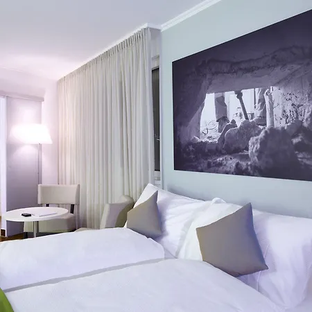 The Flag Hotel 3*