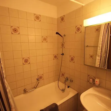 Hitrental Seefeld - Kreuzstrasse Zurich