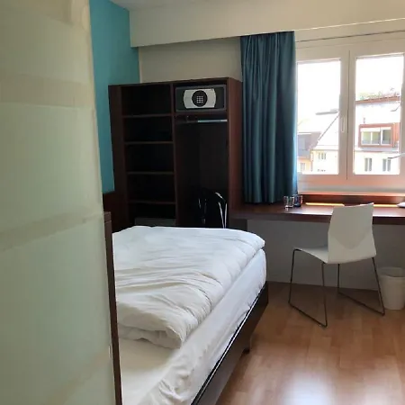 Royal 3* Zurich