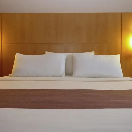 Hotel Ibis West