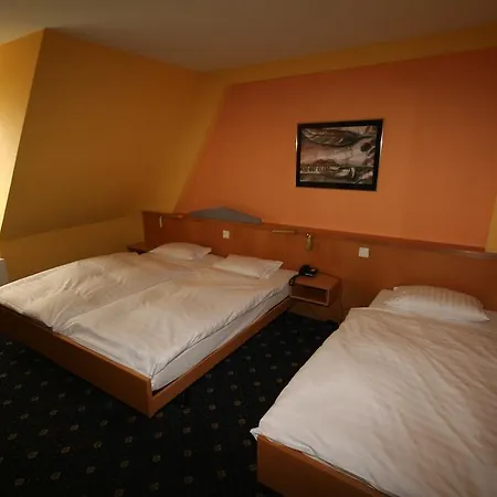 Regina Hotel