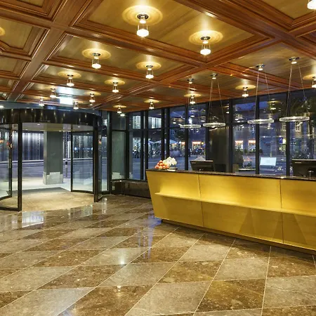 Ascot Hotel