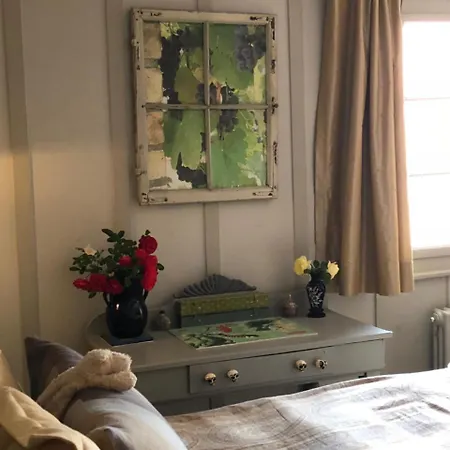 Bed & Breakfast Good4yew Zurich