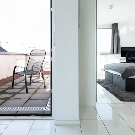 Aparthotel Iq130 3*