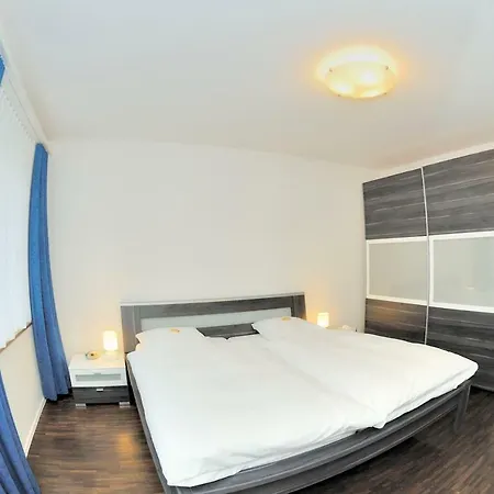 Stylish 1br Near And Opera - Flower 11 Apartment