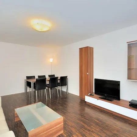 Apartment Stylish 1br Near And Opera - Flower 11 *