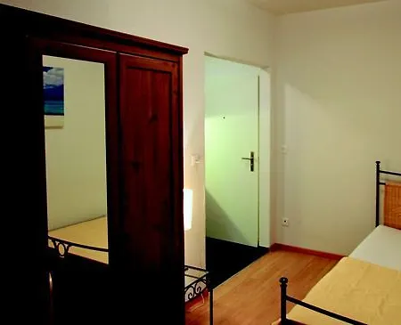 Swiss Star Sihlfeld - Self Check-in Apartment Zürich