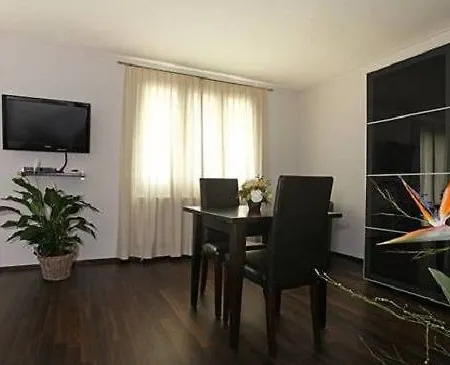 Swiss Star District 3 - Contactless Self Check-in Aparthotel Zurich