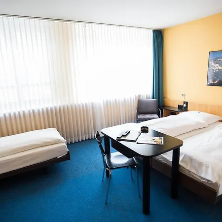 X-tra 3* Zurich