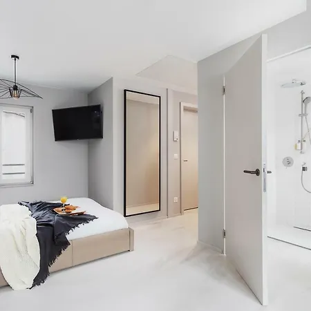 Visionapartments Zweierstrasse - Self Check-in Apartment Zürich