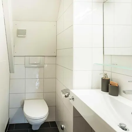 Apartment Loewenplatz Near Station By Airhome *