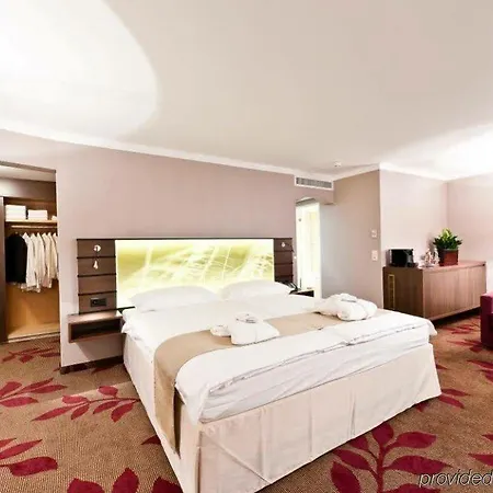 Hotel Ascot