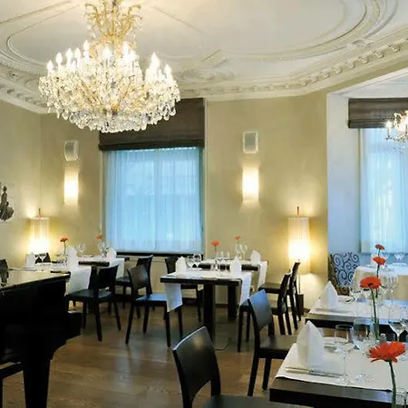 Alden Splügenschloss Hotel 5*
