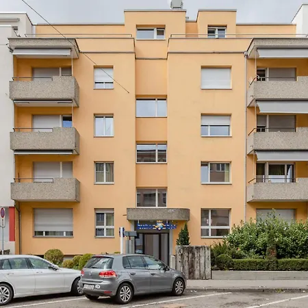 Apartment Swiss Star District 11 - Self Check-in *
