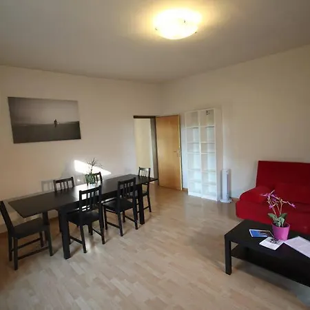 Hitrental Seefeld - Kreuzstrasse Apartment