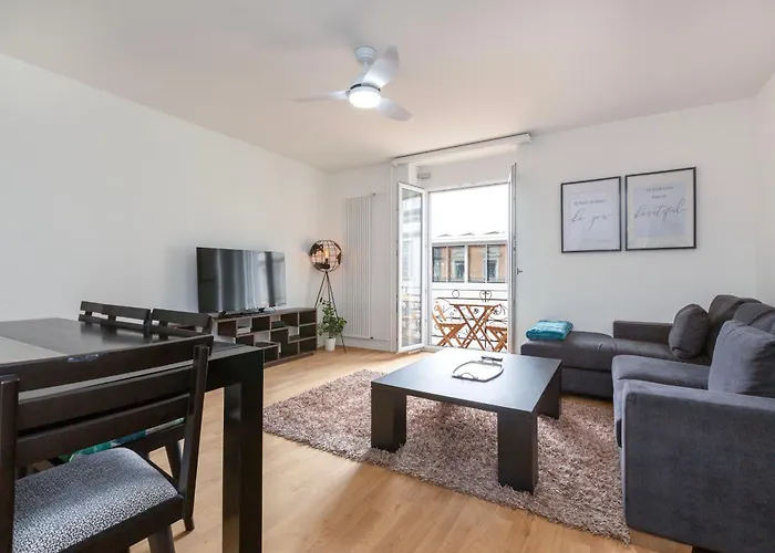 Kaya Zurich Apartment 3B