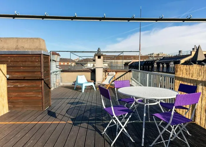 Cozy Studio With Roof Terrace For 3