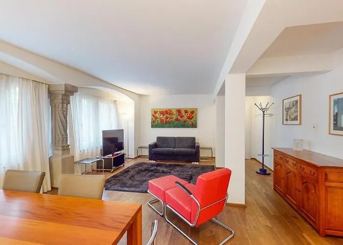 Charming 1Bd Flat In The Old Town - Uz 16