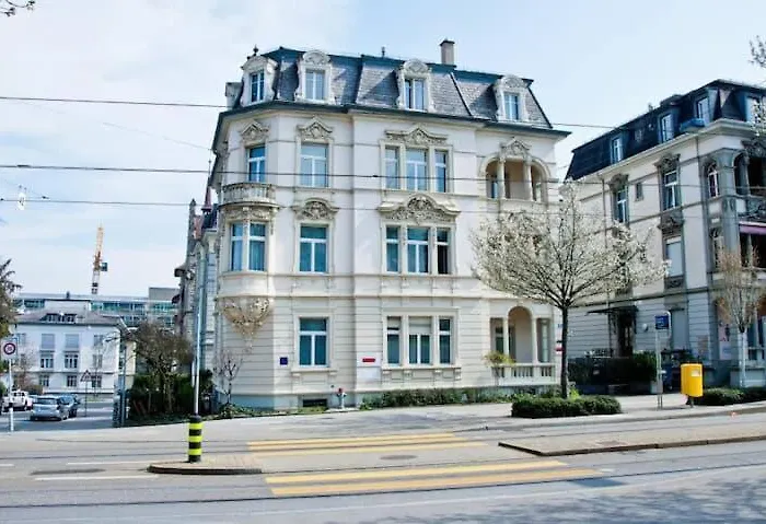 Renovated Apartment Near Zurich Lake Sees - Self Checkin