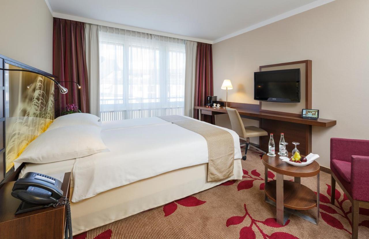 Ascot Hotel 4*