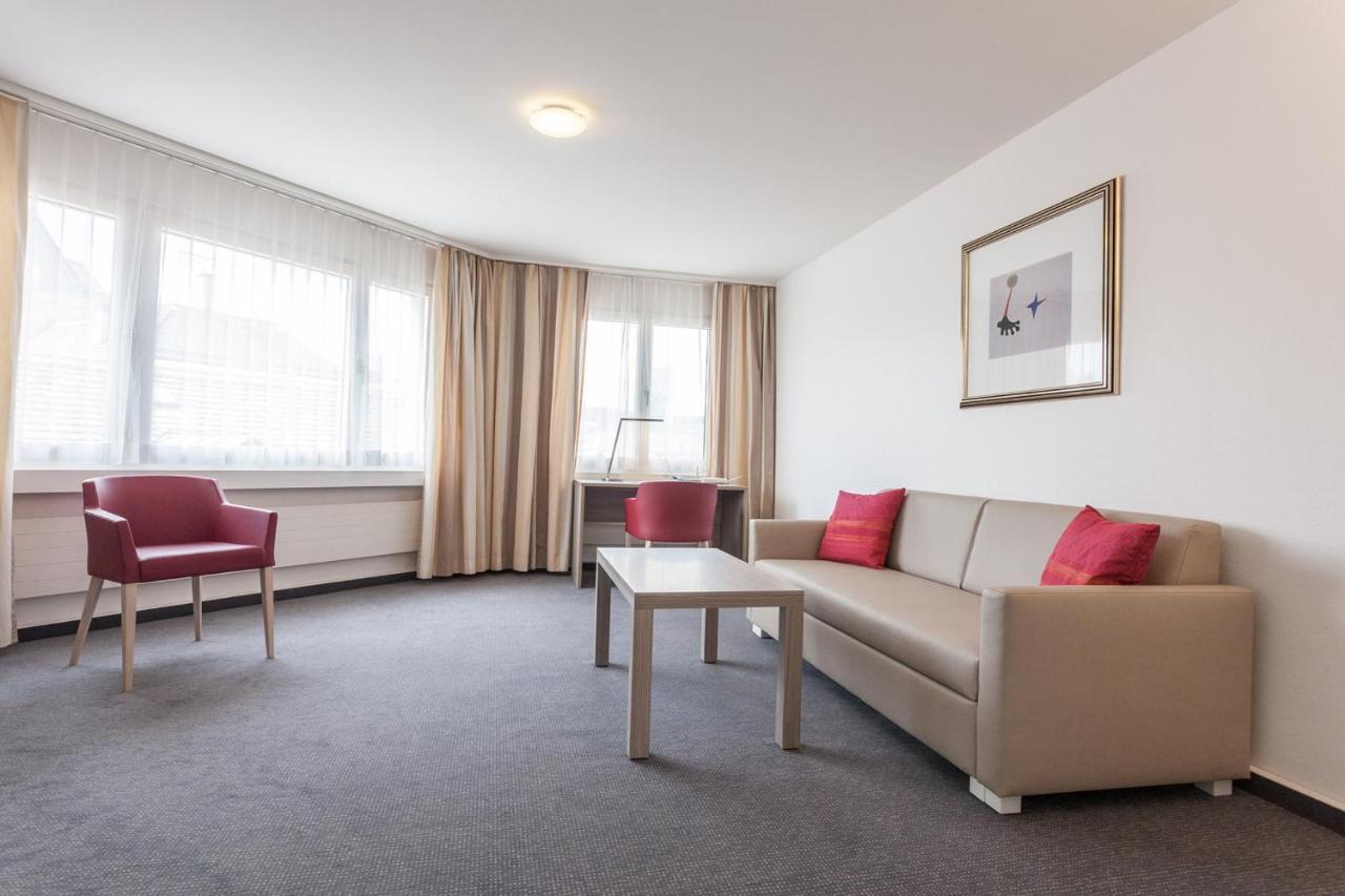 Apartment Ema House Serviced Aussersihl *