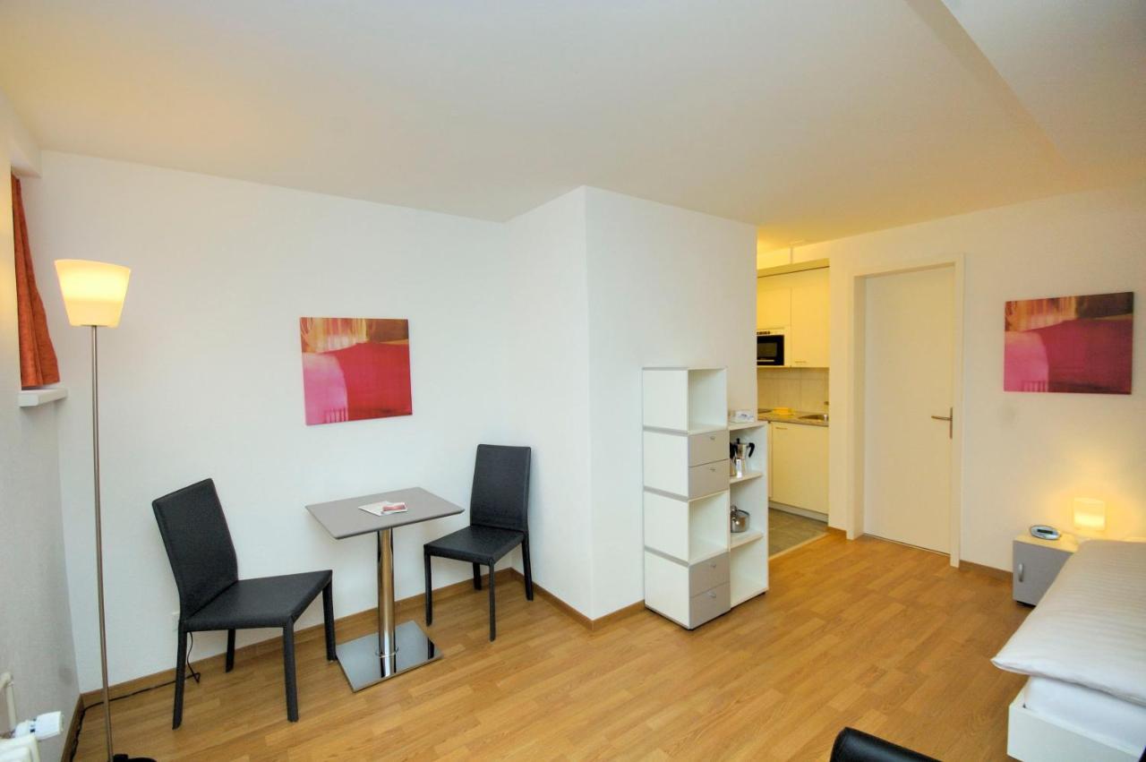 In A Perfect Location - Stork 35 Zurich