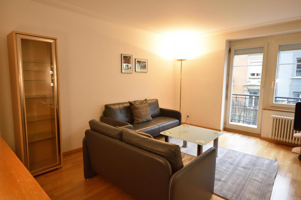 1br Near - Joy St3 R Zurich
