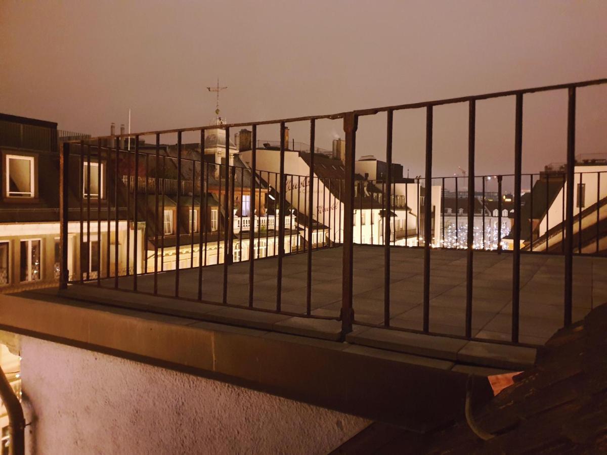Rooftop With Own Terrace And Cityview * Zürich