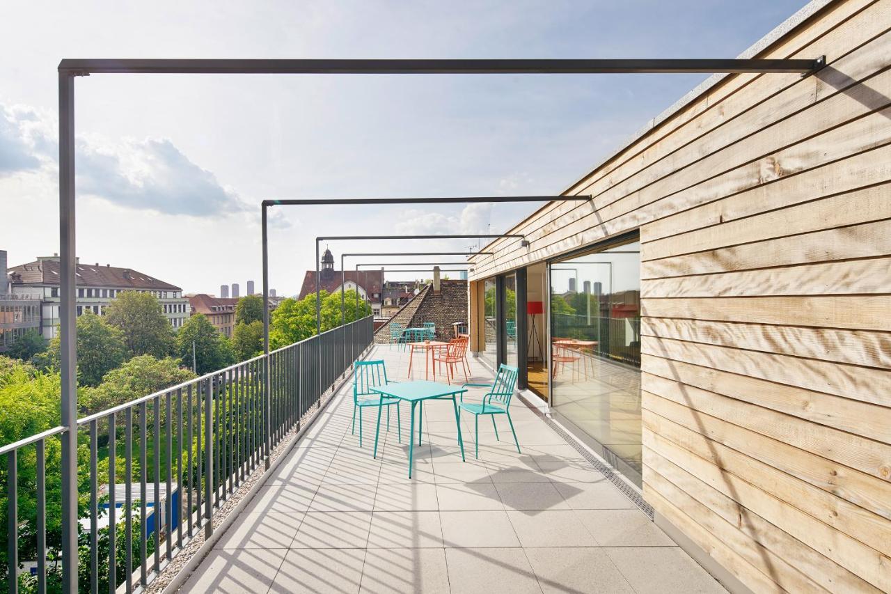 Guest house Josephine's - Women Only With Rooftop And Community Area 3*