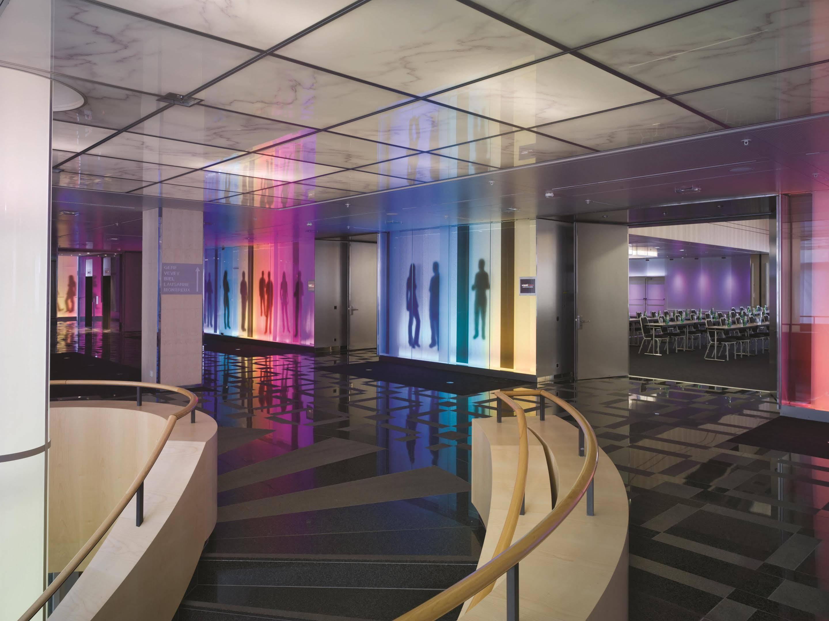 Becozy Self Check-in & Pop-up 4* Zurich