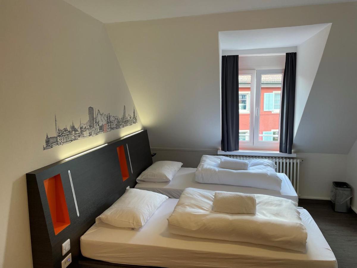Easyhotel Zuerich City Limmatplatz 2*