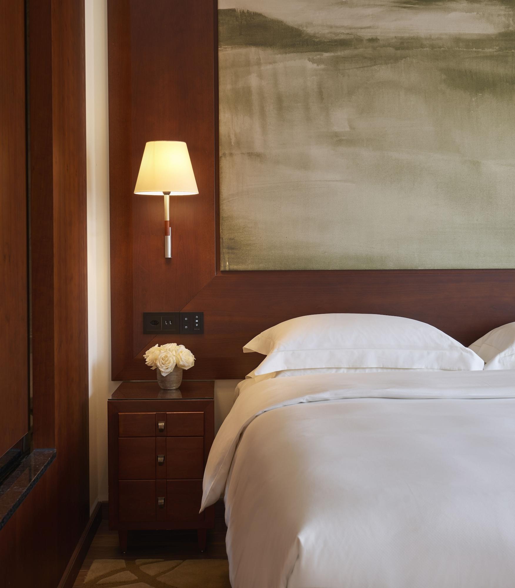 Park Hyatt – Center Luxury Hotel Zürich