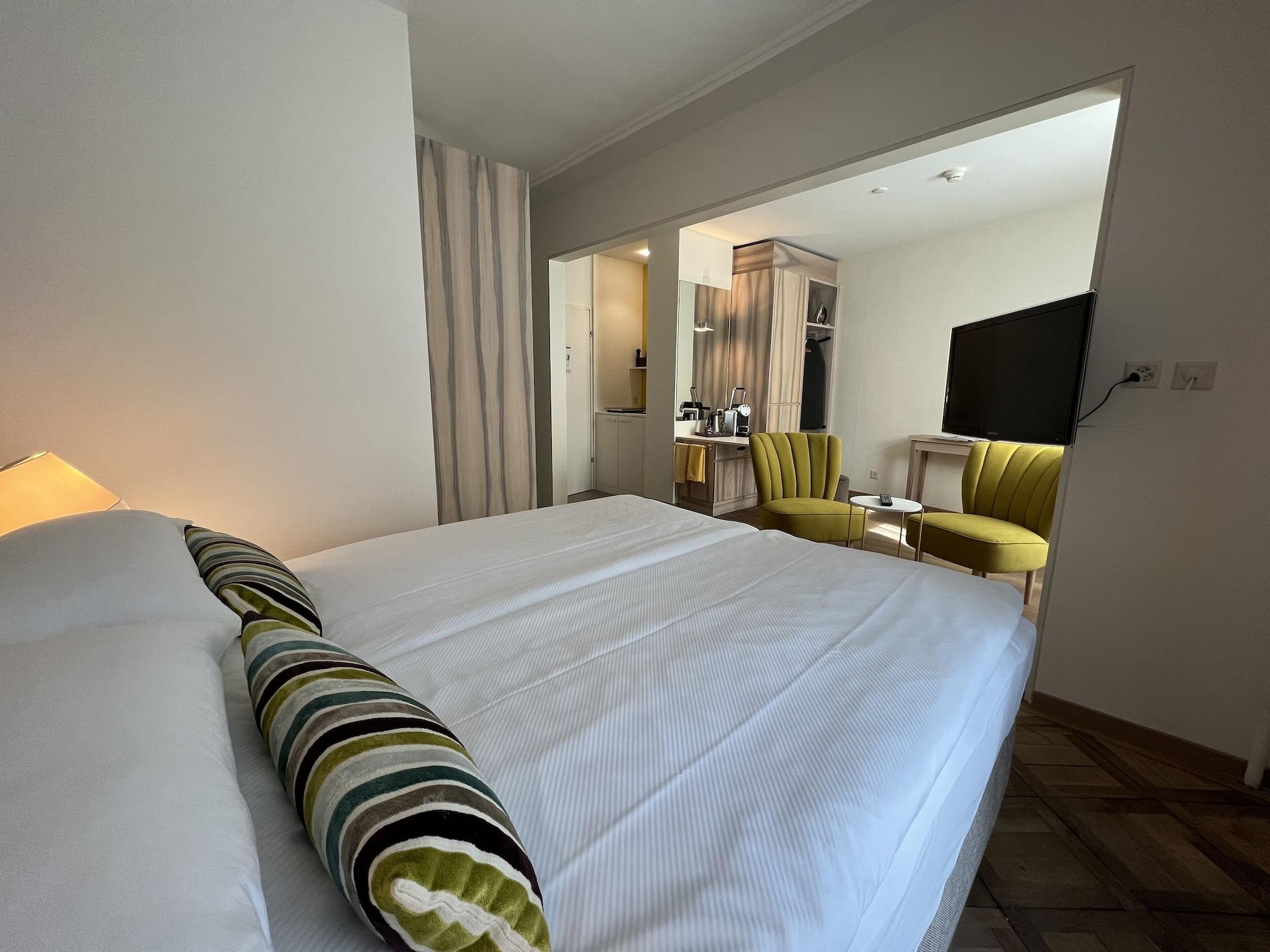 Platzhirsch - Downtown Boutique & Sushi Lounge Hotel 3*