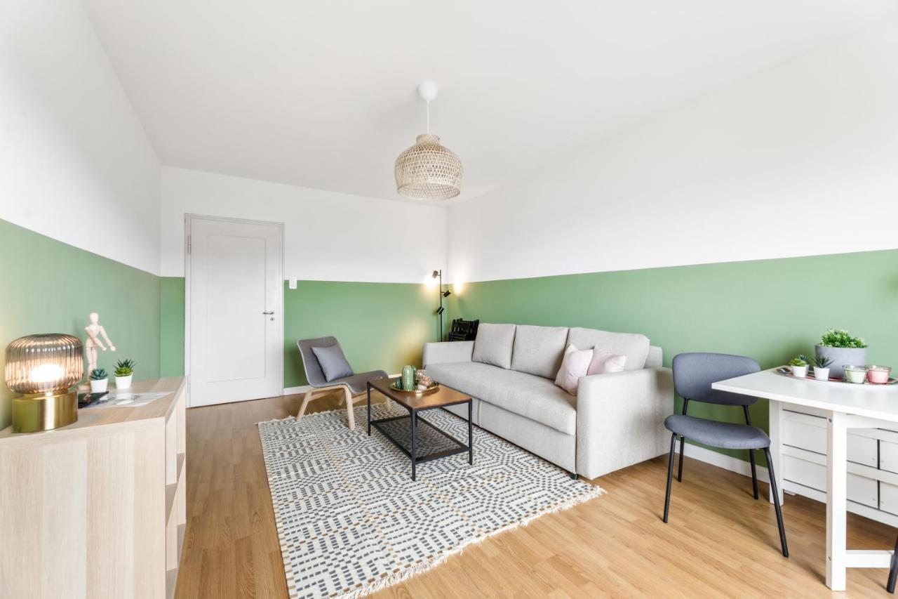 Cozy In The Heard Of Sonnegg Apartment Zurich