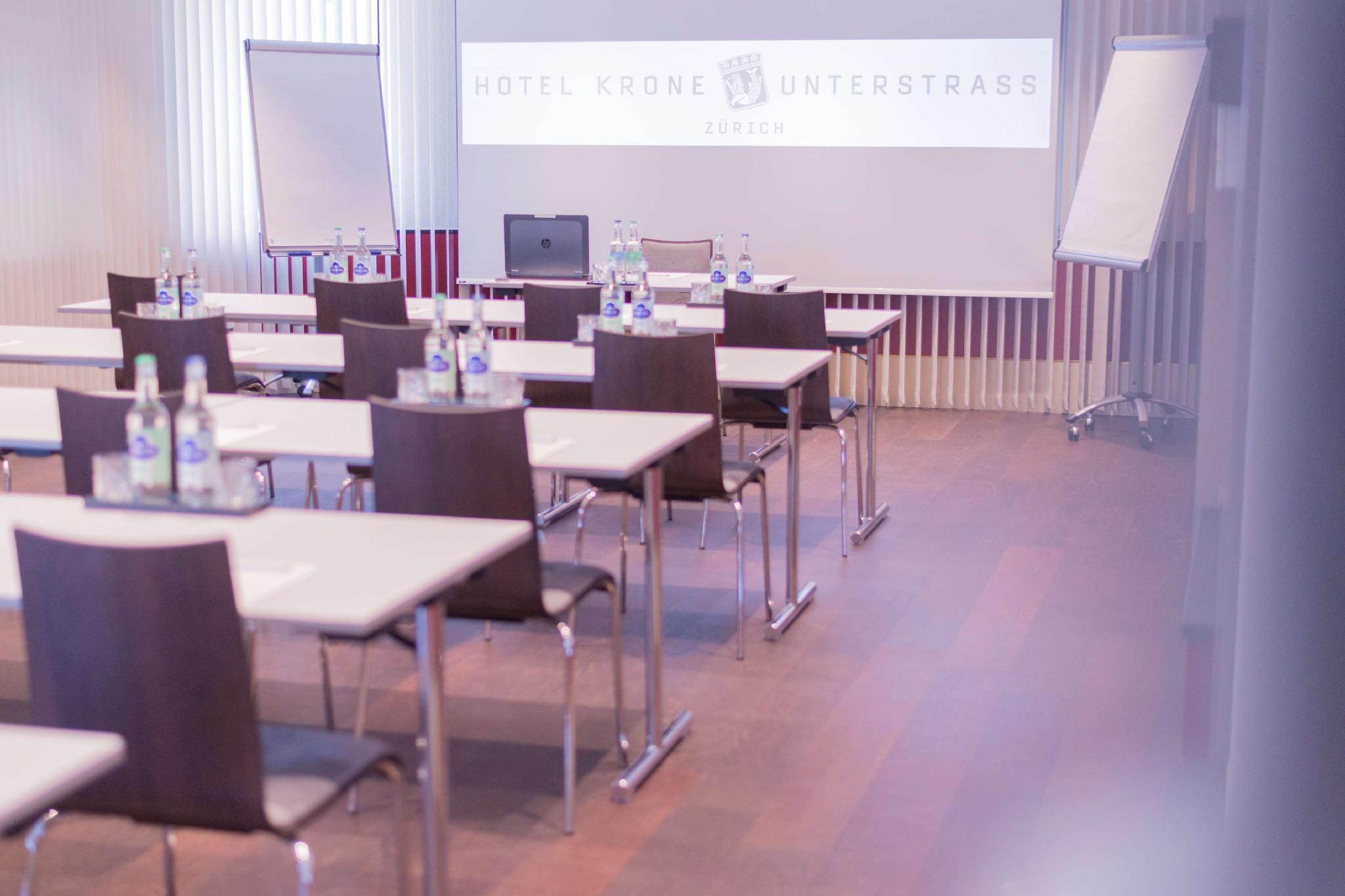 Hotel Krone Unterstrass 4*