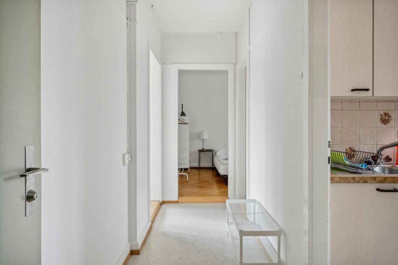 For Explorers 222 * Zurich