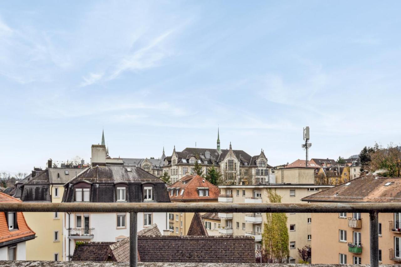 For Explorers 222 Zurich