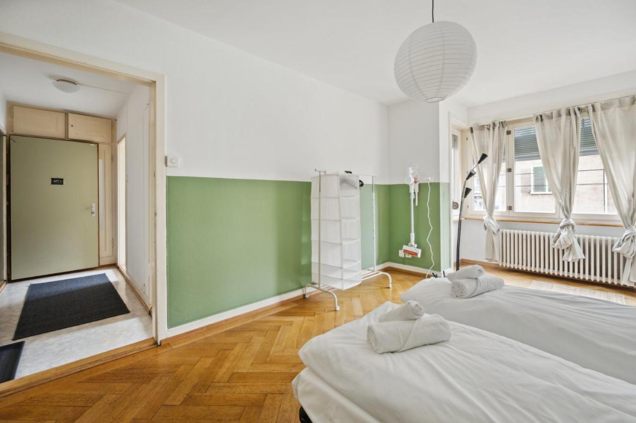 Apartment For Explorers 222 *