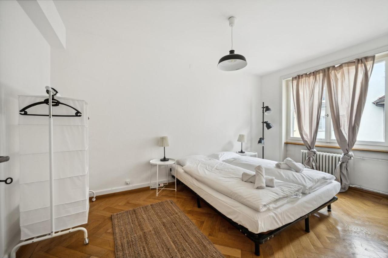 For Explorers 222 Apartment