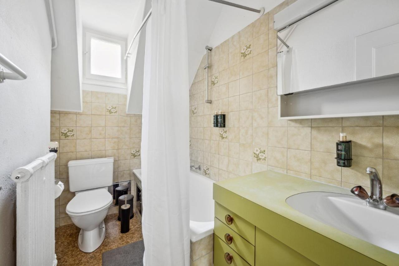 Apartment For Explorers 222