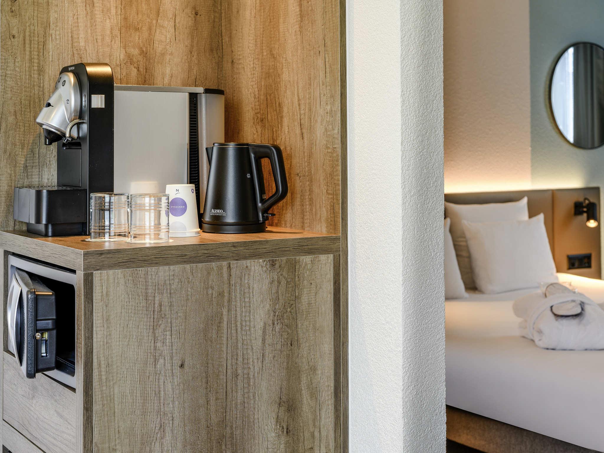 Novotel West