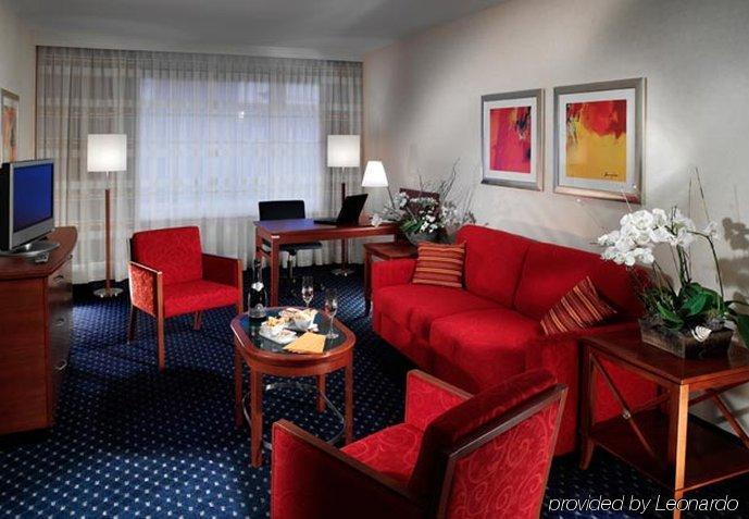 Courtyard By Marriott Nord Hotel 4*